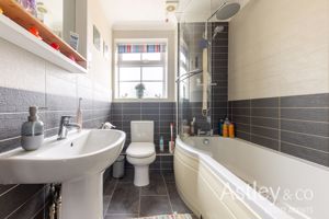 bathroom- click for photo gallery